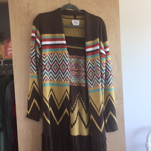 Geometric Printed Sweater - Picture 2 of 4